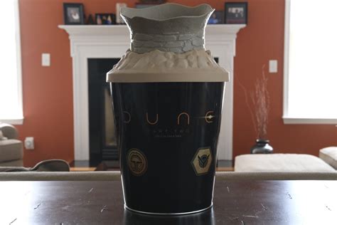 Here's What It's Like to Buy and Actually Eat Popcorn From the Dune 2 ...