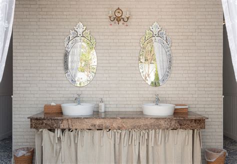 20 Bathroom Mirror Designs to Create a Classy Interior