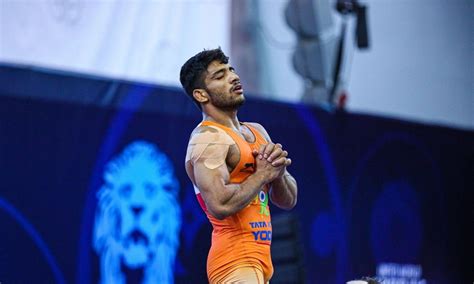 Ravinder outplayed in bronze medal play-off, others bite dust in pre ...