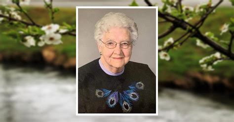 Obituary | Grace M. Gotto of Dyersville, Iowa | Reiff Funeral Home