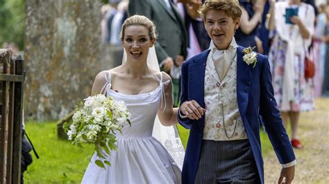 Talulah Riley is all smiles in wedding dress as she marries Love Actually's Thomas Brodie ...