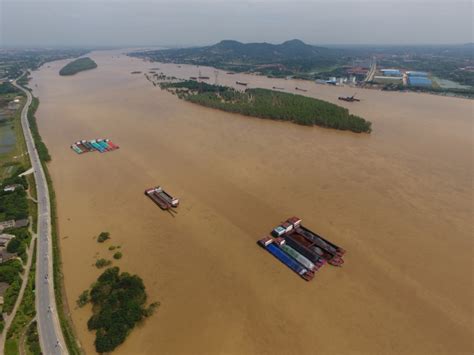 长沙湘江水位退至保证水位以下_图片新闻_中国政府网