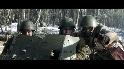 俄罗斯二战剧《侦察排》：德军发动猛攻，苏军战士英勇抗敌，战斗场面激烈 - YouTube