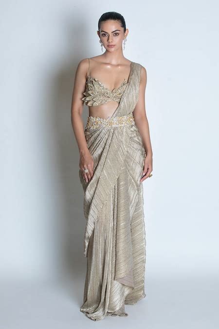 Buy Gold Shimmer Pleated Hand Embroidered 3d Leaf Pre-draped Saree With ...