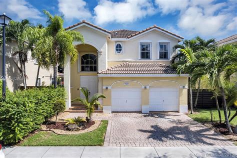 11223 NW 47th Ln, Doral, FL 33178 | MLS# A10725833 | Redfin