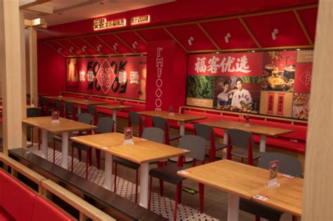 广州大饱口福餐饮空间设计案例 - 空间设计 - 花万里室内设计-餐饮品牌设计营销方案|连锁餐厅品牌策划公司官网