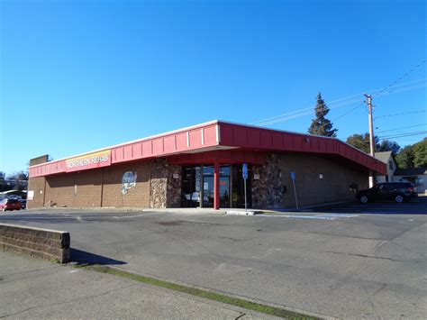 3048 S Market St, Redding, CA 96001 | LoopNet