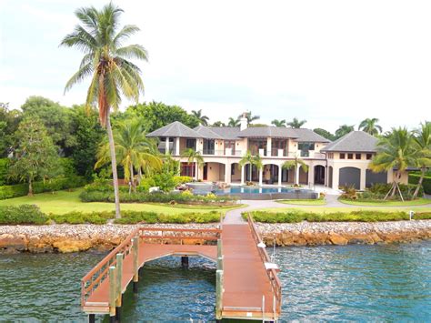 Port Royal in Naples, FL: Everything You Need to Know About One of ...