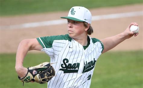 SF Giants sign De La Salle pitcher Kyle Harrison