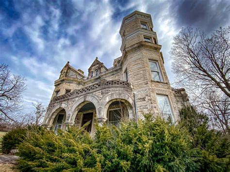 Historic Castle goes to Auction Harrodsburg, Kentucky - bluegrassteam