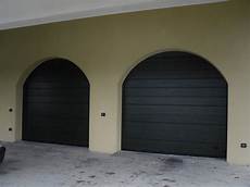 fm porte sezionali alcune immagini delle porte sezionali da noi installate fm porte sezionali alcune immagini delle porte sezionali da noi installate