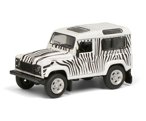 Schuco Land Rover Defender, SAFARI, 1:64 – TinyTown.in