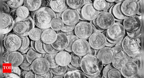 Coins losing sheen as UPI shines - Times of India