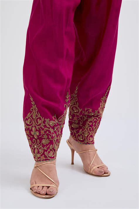Deep Fuchsia Silk Chanderi narrow salwar with light gold dori embroide ...