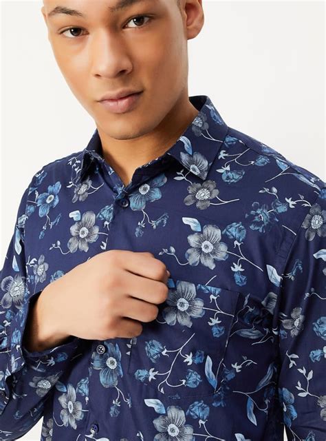 Buy Men Slim Fit Floral Printed Shirt Online at just Rs. 999.0 ...