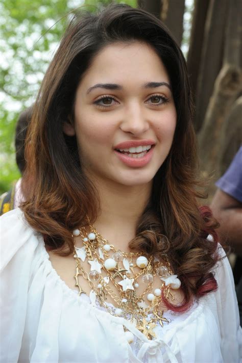 Tamanna Bhatia Hot Red Lips Photo - Tamanna Bhatia Hot Lips - 1065x1600 ...