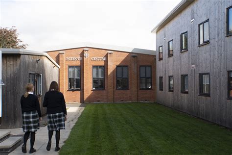 Adcote School - престижная школа-пансион для девочек в Англии | Home