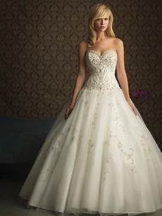 Unique Wedding Gowns With Color by 20 Unique Wedding Dresses For Bolder Feed Inspiration Unique Wedding Gowns With Color