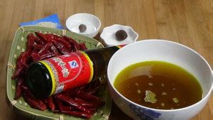 15期】重庆小面辣椒油（油辣子）的做法的做法视频_做法步骤】_下厨房