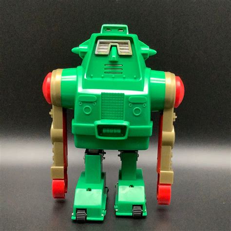 Max and Ruby Red Robot 的图像结果