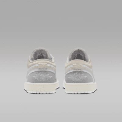 Air Jordan 1 Low SE Craft Men's Shoes. Nike IN