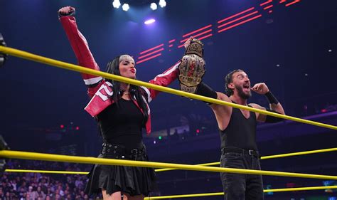 Steph De Lander - Wrestler