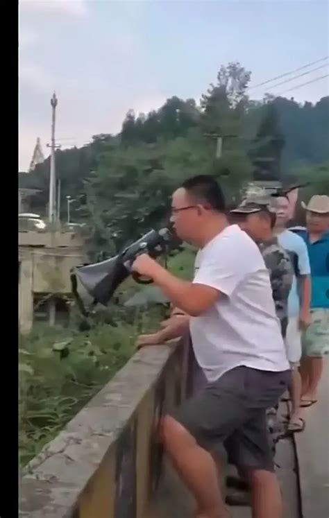 四川彭州山洪事故7死8伤，除游客自身责任外，当地有没有责任？ - 知乎