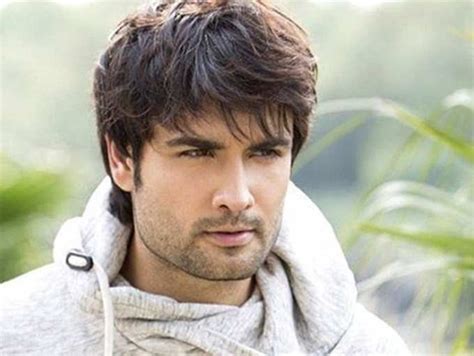 TV's hot vampire Vivian Dsena turns 29, all you need to know about the ...