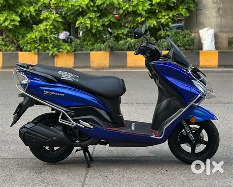 SUZUKI BURGMAN STREET 125 2021 - Scooters - 1813039298