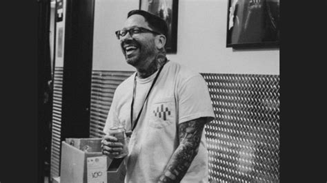 Who was Dave Shapiro, the music agent killed in San Diego plane crash?