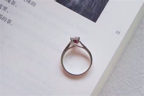 婚戒挑选指南：结婚我到底需要买几个戒指？ - 知乎