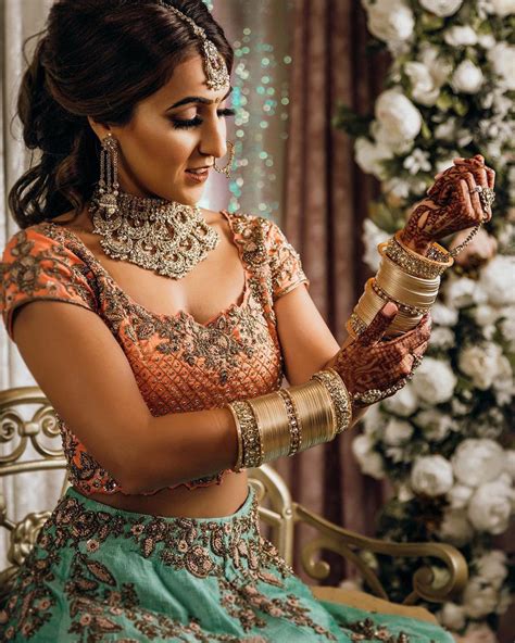 Simple Bangle Designs to Complete Your D-day Look