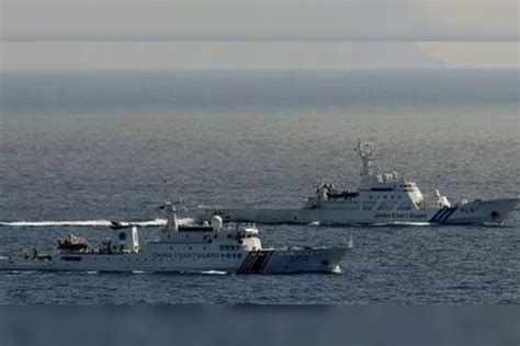 日本5艘船只非法进入我钓鱼岛领海，中国海警舰艇对其警告驱离