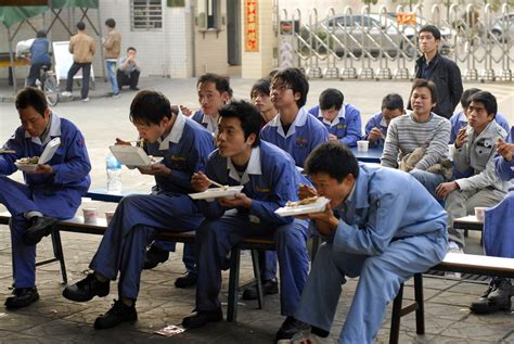 成长——一个打工者的城乡生活记录--中国摄影家协会网