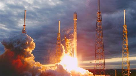 Falcon 9 Explosion 的图像结果