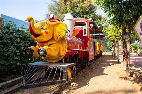 Pink Pearl Water Park Ticket Price, Timings and Location 2025