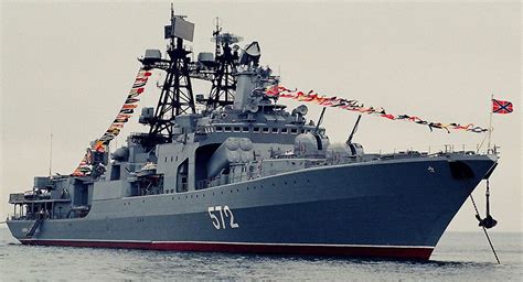 中俄军舰分别穿越宫古海峡和对马海峡 日本舰机监视_新闻中心_中国网
