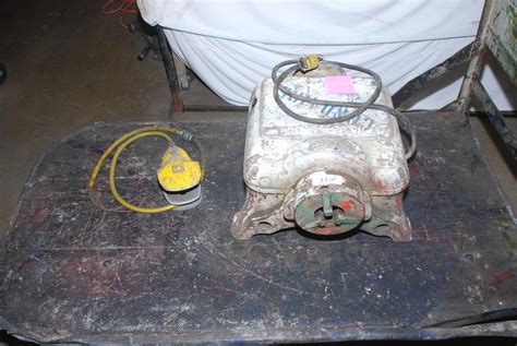 Image result for RIDGID Model 400 Pipe Threader