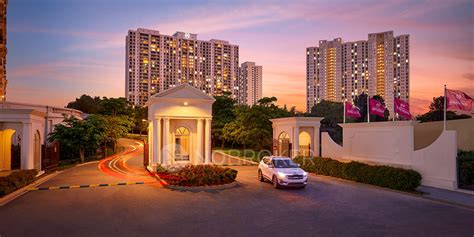 QUEENSGATE HOUSE OF HIRANANDANI House of Hiranandani Queensgate ...