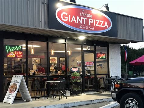 Pizza Quixote: Review: Jersey Giant Pizza - Austin (Bee Cave) TX