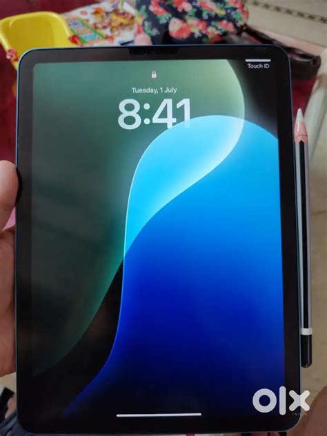 Ipad Air M1 5th gen 64GB with Apple Pencil - Tablets - 1811988217