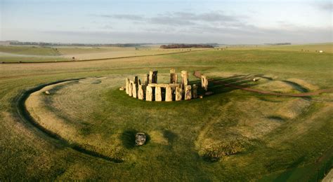 Stonehenge Begins to Yield Its Secrets - The New York Times