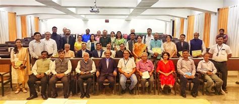 Recognition of researcher of KIMSDU Dr. Jayant Pawar by the Maharashtra ...