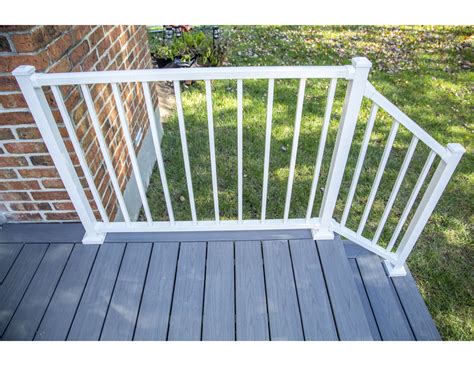 Westbury Aluminum railing white with 2 inch posts | Exterior remodel ...