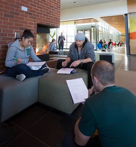 Phi Beta Kappa | Undergraduate Research and Distinguished Scholarships