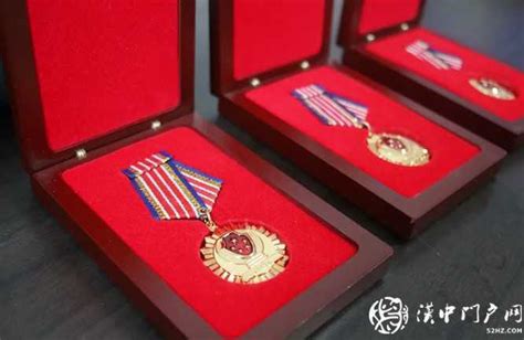 原创 | 多图实拍：对越作战中，颁发过哪些奖章和纪念章？_颁老山