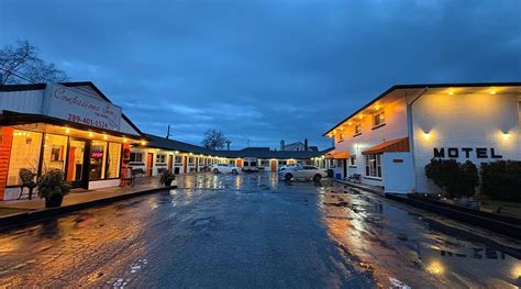 CONFESSIONS INN THE RAIN (Niagara Falls) - Reviews & Photos