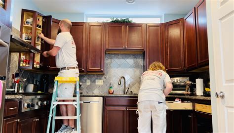 Cabinet Spray Painting St Louis | Cabinets Matttroy