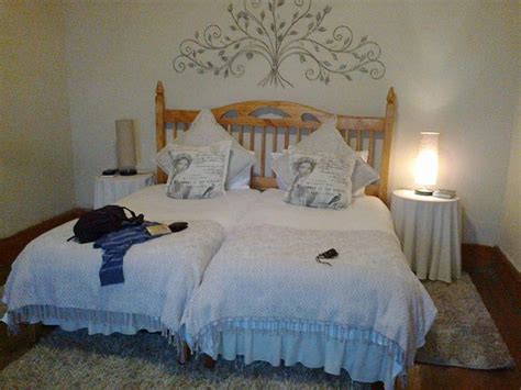 KAROO MANOR GUESTHOUSE AND RESTAURANT (Richmond) - Guesthouse Reviews ...