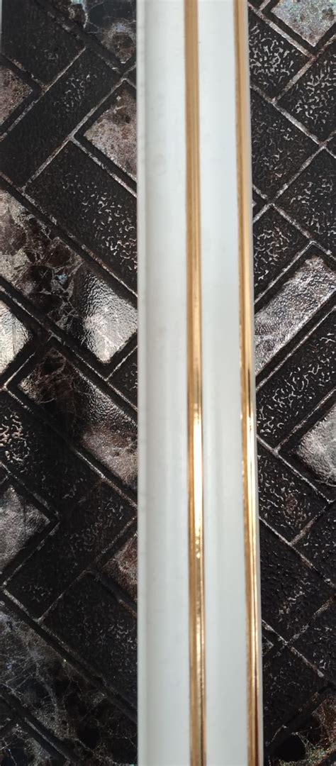 White and Gold French Moulding pattern 3 for wall | 8 Feet * 30 mm ...